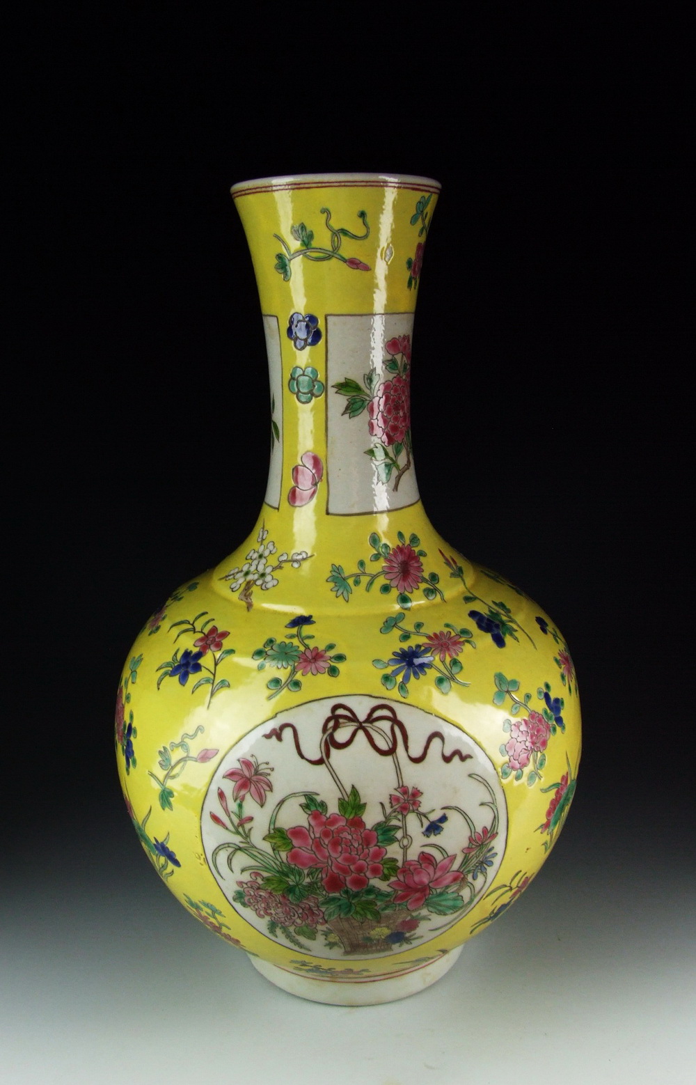 Chinese Antique Yellow Glazed Porcelain Vase with Flower ...