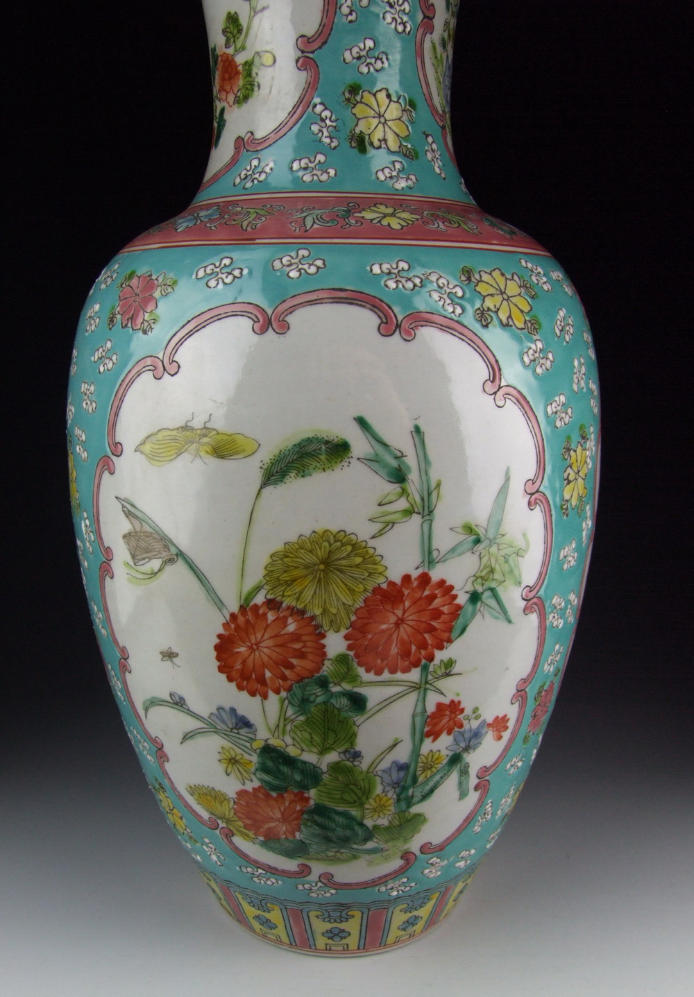 Chinese Antique Famille Rose Porcelain Vase w Flower Pattern | eBay